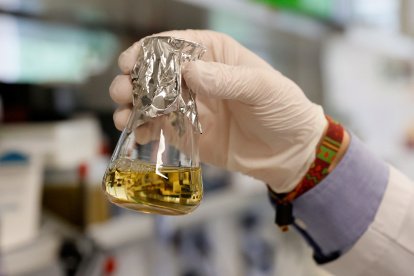 Foto ilustrativa. Una empresa en Coombia anuncia un químico que acaba en un minutos con el virus.