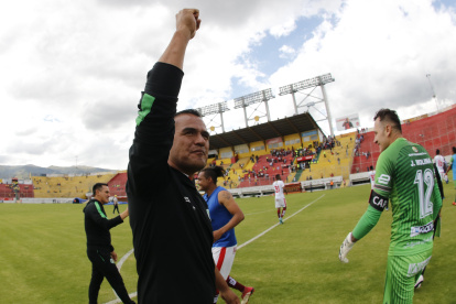 Geovanny Cumbicus tratará de llevar al club a la Copa Sudamericana. Ya dirigió en ese torneo en sus dos planteles anteriores