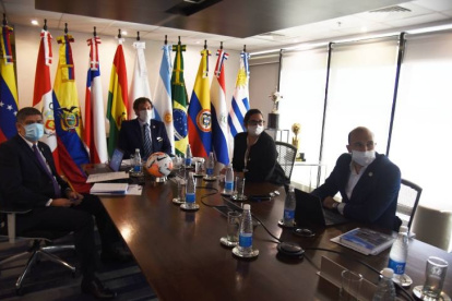 El Consejo de la Conmebol se reunió de forma virtual para aprobar el protocolo de retorno seguro de las competencias.
