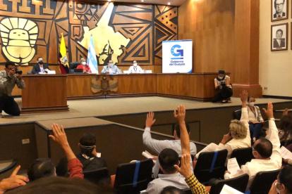 Los alcaldes votaron porque Juan José Yúnez, de Samborondón, formara parte de la Comisión de Mesa.