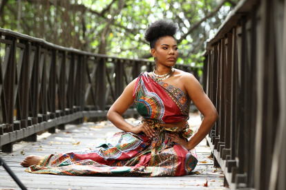 Tiene 27 años, pareja de Michael Ochoa y madre de dos niños.