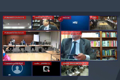 La audiencia de apelación se instaló por pocos minutos. El tribunal fijará nueva fecha para la diligencia.