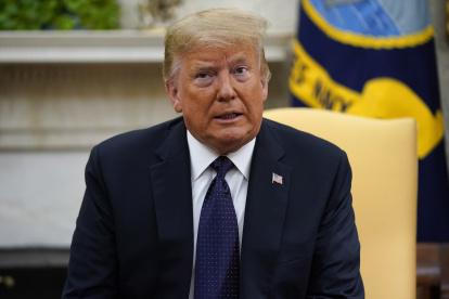 Donald Trump hizo que baje la tasa de interés.