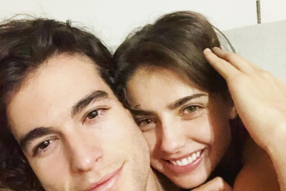 Danilo con su novia.