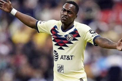 El jugador ecuatoriano se disculpó con las mujeres y con sus seguidores.