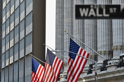 La bolsa cierra con ganancias.