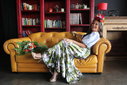 Alfonsina es coach, consultora e imparte talleres actorales.



Agencia (ag-extra)