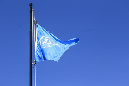 La ONU reaccionó ante el polémico video. Aquí, la bandera de la organización.