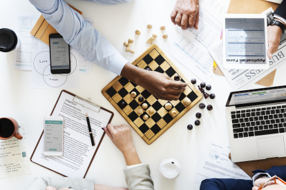 El Benchmarking es una estrategia que permite analizar a la competencia.