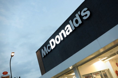 Dona. McDonald"s se suma a #salvarvidas.