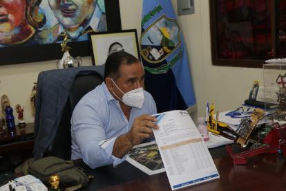 Alcalde de Durán, por segunda ocasión. Su primer periodo fue desde el 2009 hasta el 2014. La actual administración la inició en mayo de 2019. Militante del Partido Social Cristiano, que antes ocupó las funciones de concejal. Presidente de la Asociación de Municipalidades de la provincia del Guayas (AME-Guayas).


PERIODISTA : ROSA TORRES

FECHA : 30/06/2020 

Agencia (ag-extra)