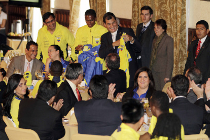 Rafael Correa siempre se mostró con un apasionado hincha del rey de los deportes.