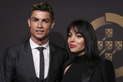 Cristiano Ronaldo junto a Georgina Rodríguez, su sexy e inseparable compañera.