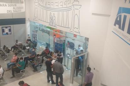 Situación. Unas 400 personas llegan a las instalaciones de la ATM a diario.