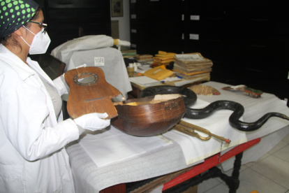 Daños. La madera así como el metal son los materiales más afectados, tanto por insectos como por la oxidación.


01  de Junio de 2020

ANGELO CHAMBA

Agencia (ag-expreso ag-extra ag-quito)