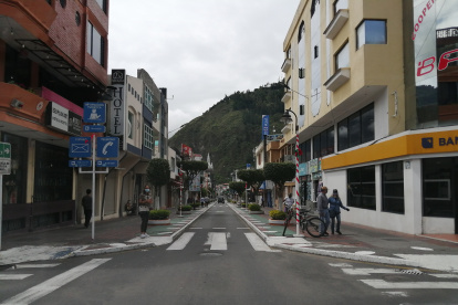 Baños es uno de los cantones que regresó a color rojo en el semáforo de restricción.