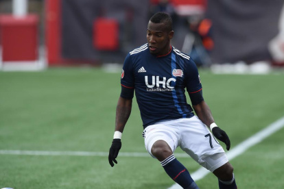 Cristian Penilla, delantero ecuatoriano del New England, fue titular en el triunfo de su club.