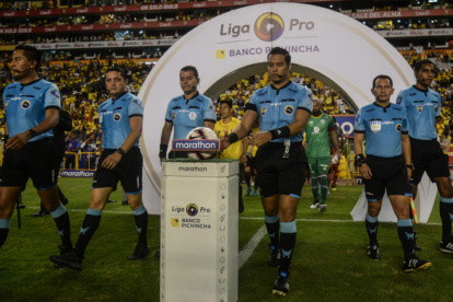 Los clubes plantearon en principio que el certamen se reinicie este viernes, pero el COE aún no ha aprobado los protocolos de seguridad presentados por la Liga Profesional.