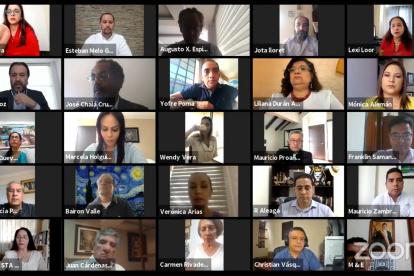 Los legisladores de la bancada correístas participaron de la rueda de prensa virtual.