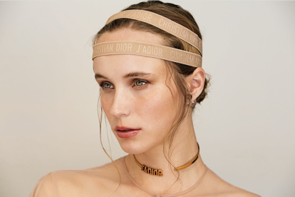 Aunque nació en Rusia, pasó su niñez y adolescencia en Ecuador.