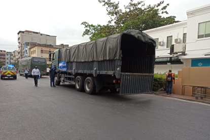 Hecho. El camión partió a la capital este lunes 20 de julio.
