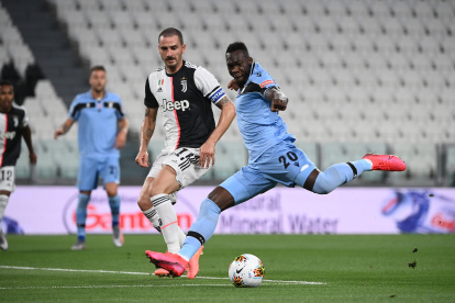 Felipe Caicedo, delantero ecuatoriana del Lazio, poco pudo hacer para impedir la caída de su club.