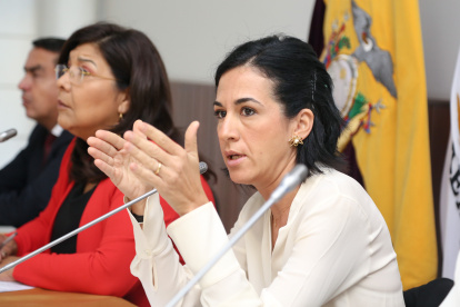 Muñoz fue directora del Servicio Nacional de Aduanas antes de ser electa segunda mandataria.