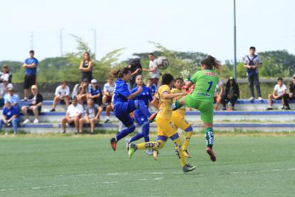 La Superliga Femenina se iniciaría el 12 de septiembre.