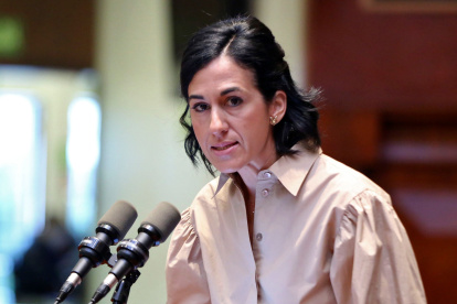 María Alejandra Muñoz y su comentada blusa durante la posesión de mando.