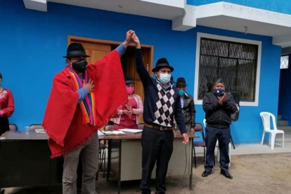 Iza se enfocó en temas económico y en la lucha contra la corrupción durante en lanzamiento de su precandidatura.