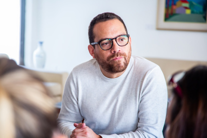 El Ministro de Cultura destaca los méritos que tienen todos los artistas nacionales.