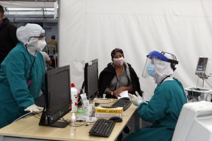 Los hospitales de Quito mantienen sus medidas de seguridad al máximo.