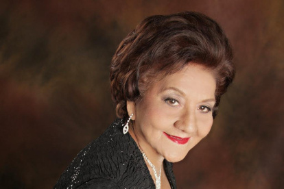 Fresia Saavedra es conocida como La Reina del Pasillo.