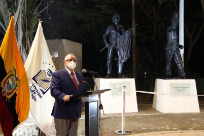 Hecho. La inauguración se llevó a cabo la noche de ayer.