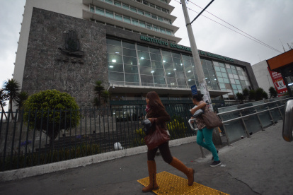 Edificio de el IESS . 

Quito 20 de Septiembre de 2019 Agencia (ag - expreso ag - extra)