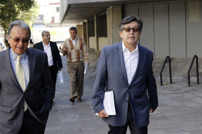 Acción. El exasambleísta César Montúfar presentó una denuncia.