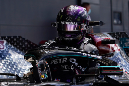 Lewis Hamilton mantiene la hegemonía de Mercedes en la fórmula 1.