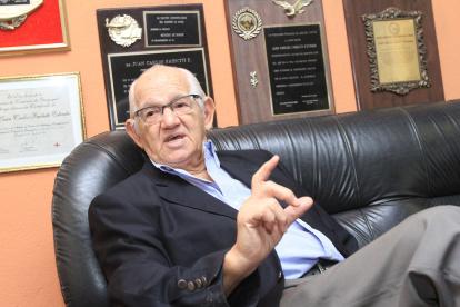 Juan Carlos Faidutti, doctor en jurisprudencia, derecho en derecho internacional y derecho del mar.

Junio 06, 2016

Guayaquil, Ecuador

Gabriel Mieles / Expreso

Agencia (ag-expreso)