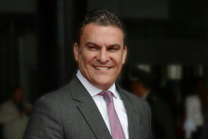 osé Serrano, uno de sus integrantes, considera que es un error creer que la organización política es el grupo oficialista en el legislativo.