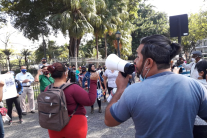 Hecho. Decenas de habitantes del sector se concentraron en el centro para exigir respuestas a las autoridades.
