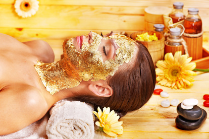 Tratamientos facial con láminas de oro