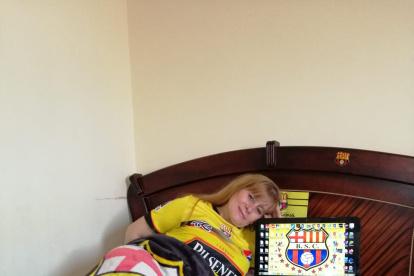 María Elena García ama a Barcelona, pero por ahora se deberá conformar con ver los partidos de su equipo por televisión.