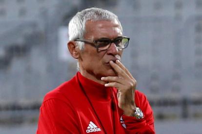 Héctor Cúper, entrenador argentino de un extenso recorrido en Europa, suena para la Tricolor.