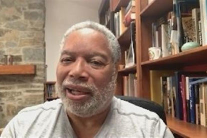 Lonnie Bunch III, actual secretario de la prestigiosa institución Smithsonian comenta que la reciente ola de protestas por la violencia racial, el derribo de estatuas y las acusaciones de reescritura de la historia en uno de los momentos más convulsos del siglo XXI en el país.