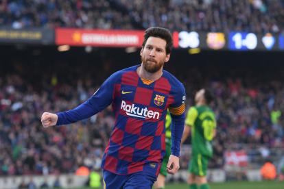 Lionel Messi daría un paso al costado del Barça, según la prensa española.