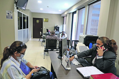 Actividades. El Colegio de Abogados del Guayas atiende con normalidad dentro de los parámetros de seguridad.