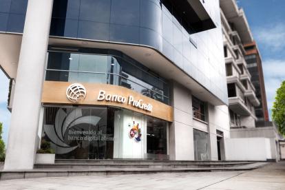 ProCredit Ecuador es para de un préstamo global de 100 millones.