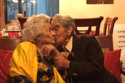 QUITO. Julio y Waldramina llevan 79 años de casados. Ingresan al libro de los récords Guiness