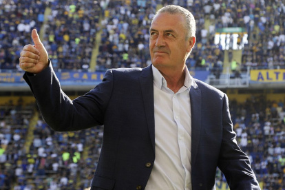 El exDT de Boca Juniors finalizó con un llamado a la unidad entre todos los ecuatorianos: “Sin el apoyo de todo el Ecuador no lo vamos a conseguir, pero entiendo que con pedir no basta”.