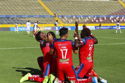 El Nacional se quedó con la fiesta del triunfo aunque comenzó perdiendo.